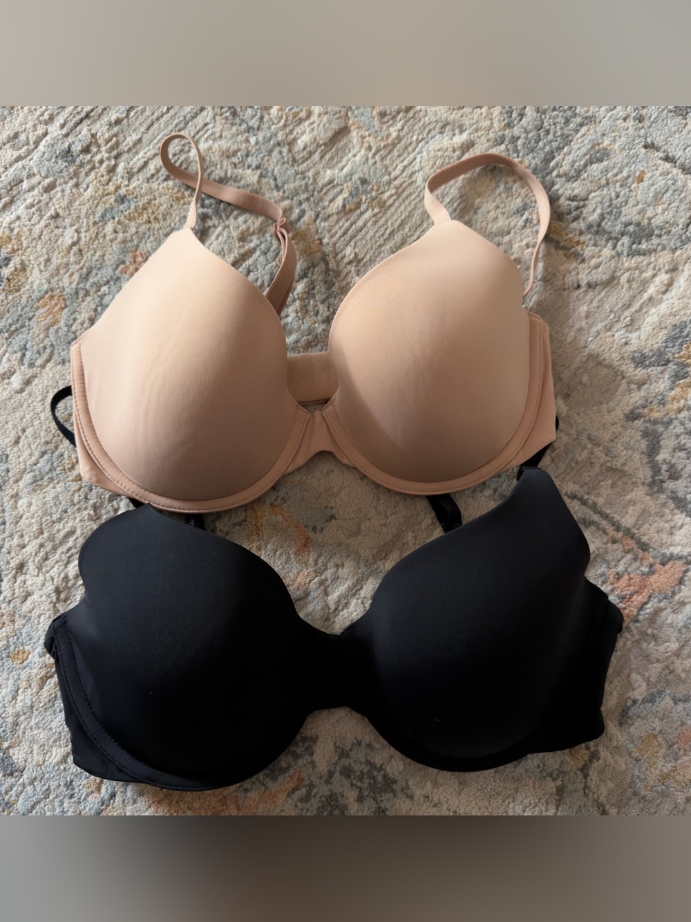 Bundle of 2 Victoria's Secret Women's The T-Shirt Lightly Lined Demi Bra 32D